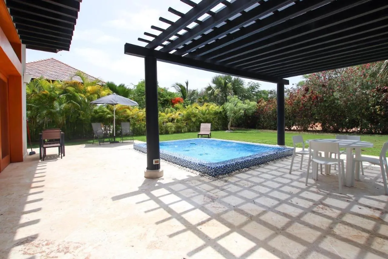 בית נופש הוילה פונטה קאנה Cap Cana Fantastico Bungalow Con Piscina Y Jacuzzi Gv3110